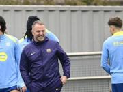 弗里克更衣室讲话：要把次回合当成两场比赛踢，每半场赢2-0