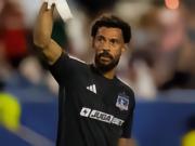 Reporter: Voznia earns $25,000 a month in Colo-Colo, nearly three times his previous salary.