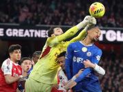 FIFA没有计划出台新措施，以应对角球时日益增多的纠缠及抱摔问题