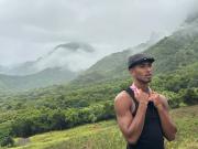 休假中的贝林厄姆更新社媒，晒山林度假旅行照
