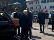 斯帕莱蒂母亲葬礼在恩波利举行，洛卡特利和尤文高层出席