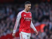 记者：萨利巴因轻微脚踝扭伤缺阵，只是出于预防考虑