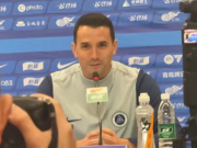  周定洋赛前用中文发言：这一次我回到成都，对我来说非常特别