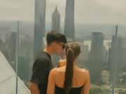佩德里发布社媒，晒中国行多张照片