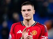 纽卡斯尔2-1曼联：当戈登比谢什科更像中锋