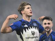 德天空：巴萨正在接触热刺外租中卫武什科维奇的经纪人