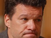 白发人送黑发人，巴拉克谈及因车祸不幸离世的儿子时潸然泪下