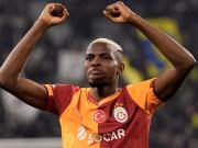 法尔克：拜仁正在考虑签下奥斯梅恩的传闻并不属实