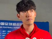 颜骏凌：在困难的环境下，我们拼下了这场比赛，非常不容易