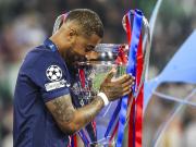 金彭贝专题节目：和世界冠军&欧冠冠军在一起的48小时