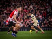 世体：毕包中场戈麦斯受伤后，贝尔纳尔赛后打电话表示关心