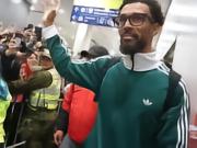 Cape Verde goalkeeper Voznia has arrived in Chile and is about to officially sign with Colo-Colo.