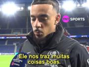 古斯托：佩德罗给我们带来了很多积极的东西，今天他状态很好