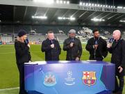  鲁尼担任纽卡vs巴萨解说嘉宾，赛前听到利物浦输球后难掩笑意