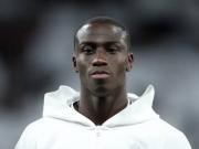 科贝记者：门迪右腿筋受伤至少缺阵一周；卡雷拉斯缺战埃尔切