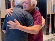 春晚记忆觉醒！相声演员牛群与国足前主帅施拉普纳重逢
