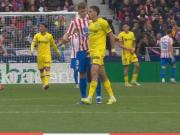 裁判报告公布阿布卡尔染红原因：无球状态下掐捏瑟洛特私密部位