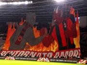 罗体：米兰球迷巨型Tifo，欢迎球队时隔32年重返雅加达