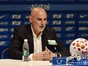  上海海港4比1青岛西海岸丨赛后新闻发布会，穆斯卡...