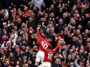 谢什科本赛季在曼联进球数已上双，近10场打入8球