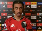 个人集锦：曼联中卫约罗vs阿斯顿维拉