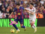 TA：巴萨小将埃斯帕特最初踢中场，因右后卫缺人才换了位置