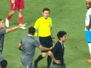 对战铜梁龙，西海岸主帅郑智和助教黄博文都将因累积2黄停赛