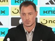 雅伊斯勒：阵容肯定会有所调整；我们把大牌球员离队视作机会