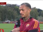 韦斯利：明天要向球迷证明我们有能力在这项赛事里继续走下去